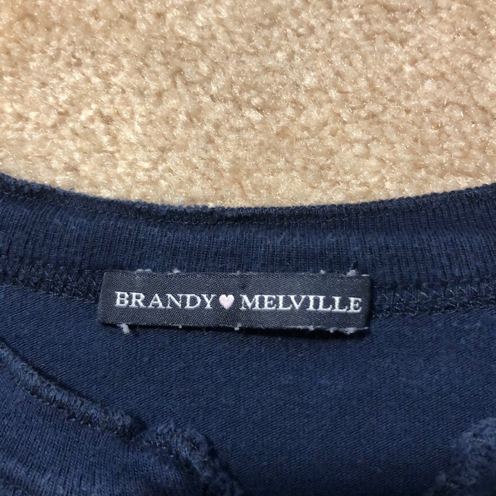 Long Sleeve New York Top - Picture 3 of 3